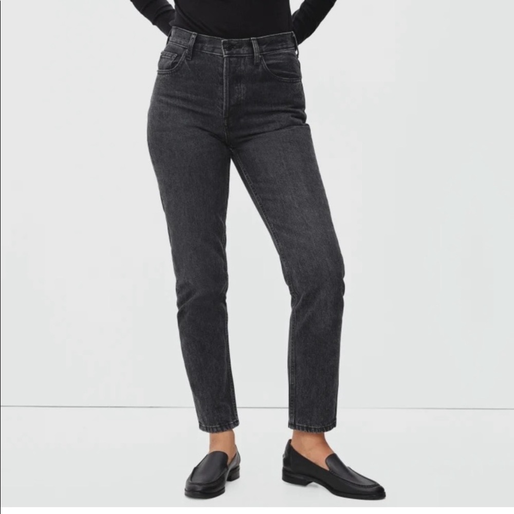 Everlane '90s Cheeky Jean Crop in Washed Black size 31